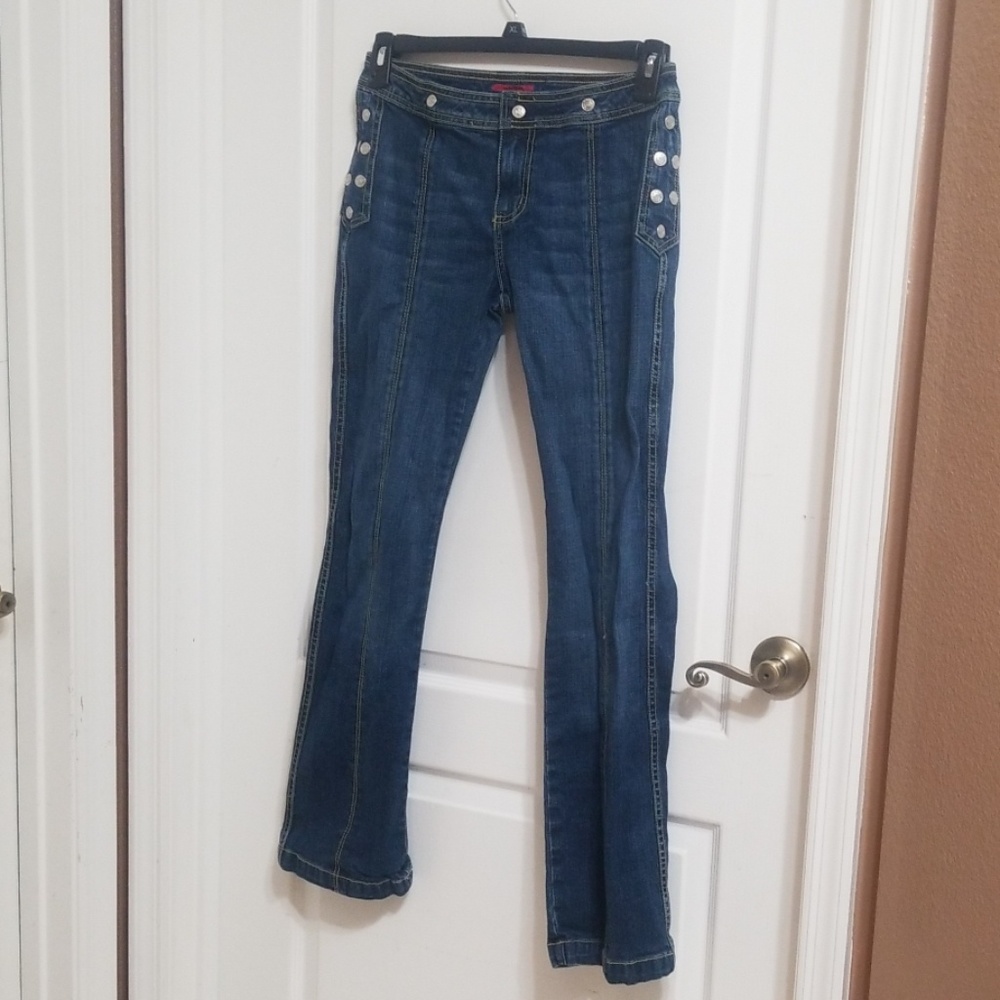 Women's size 8 Yuka Jeans
